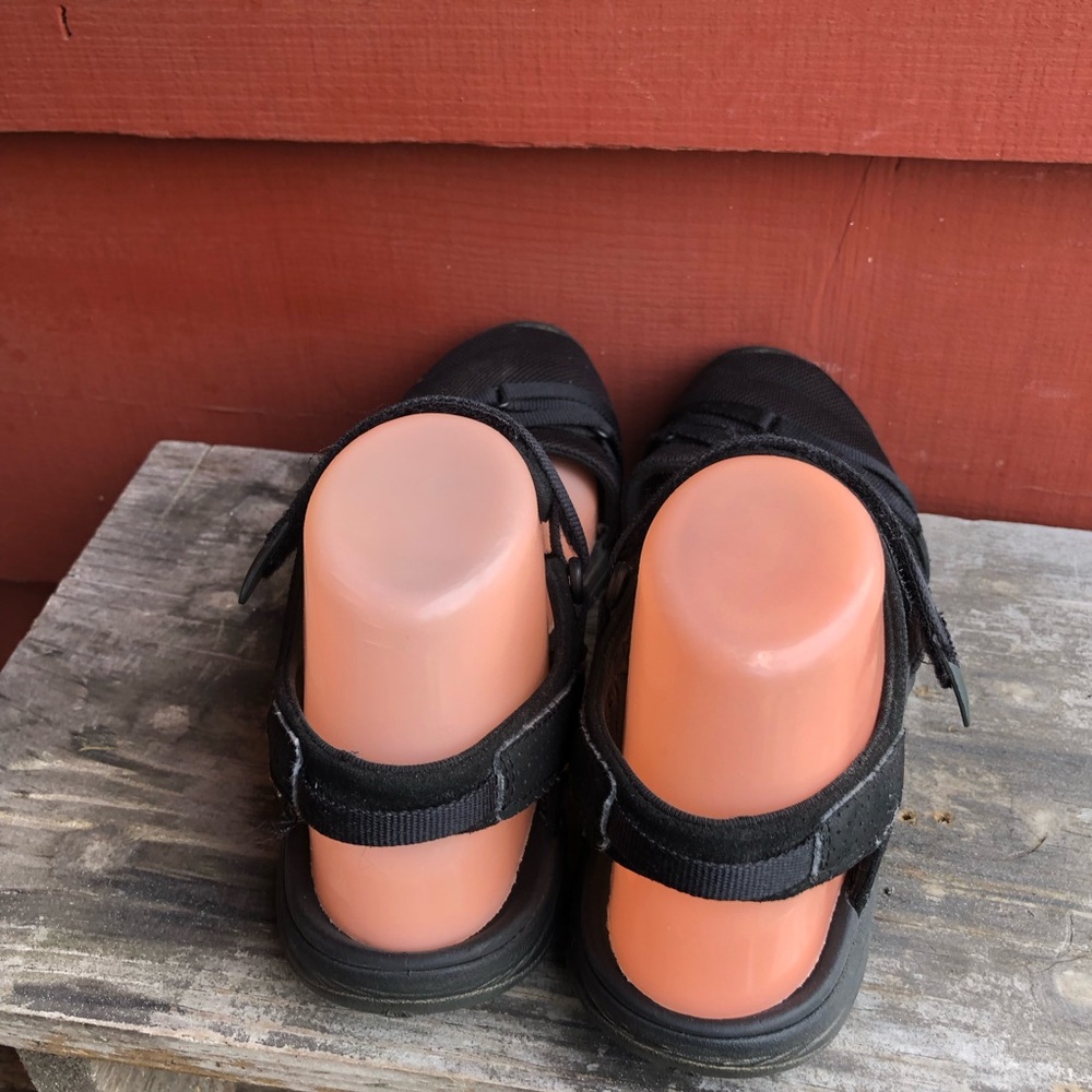 Teva 1106837 Womens Black Tirra CT Closed Toe Adjustable Strap Sandals Size 7.5 - Picture 7 of 14